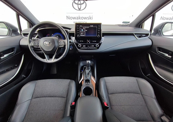 Toyota Corolla cena 118900 przebieg: 58165, rok produkcji 2021 z Wałbrzych małe 277